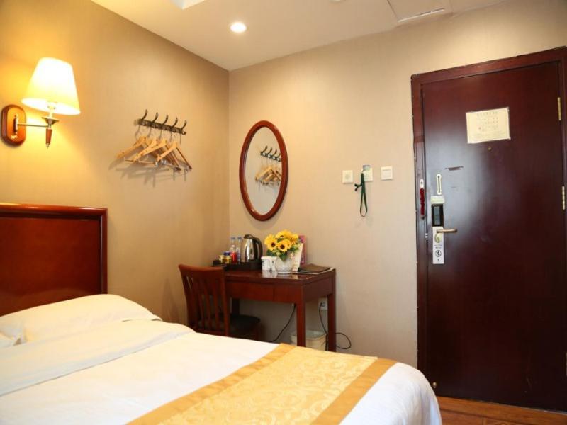 Greentree Inn Heilongjiang Harbin Zhongyang Street Business Hotel Extérieur photo
