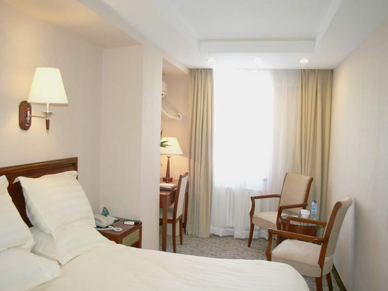 Greentree Inn Heilongjiang Harbin Zhongyang Street Business Hotel Extérieur photo