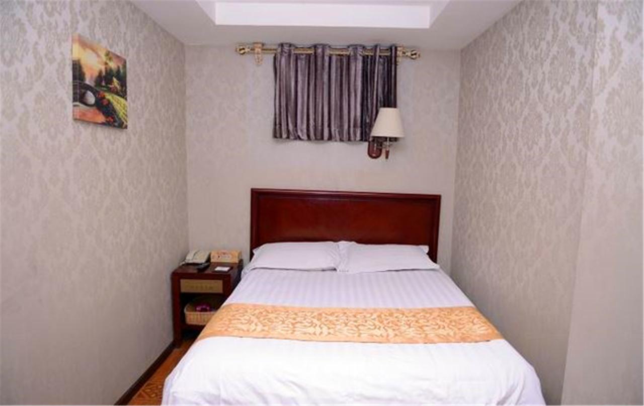 Greentree Inn Heilongjiang Harbin Zhongyang Street Business Hotel Extérieur photo