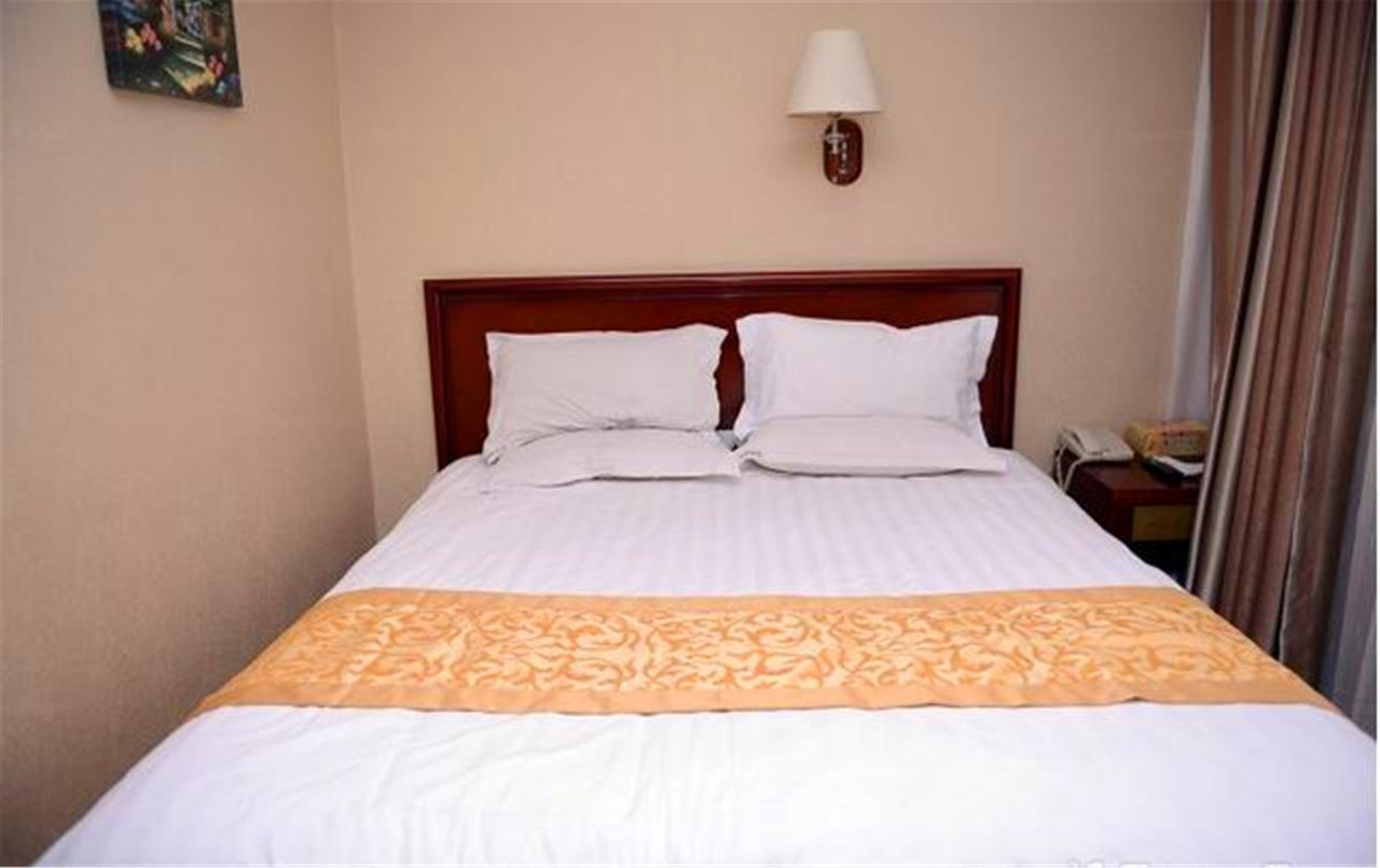 Greentree Inn Heilongjiang Harbin Zhongyang Street Business Hotel Extérieur photo